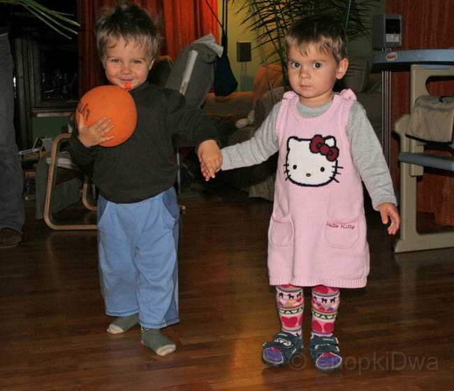 IMG_0584.jpg - z Szymonem za rączkę